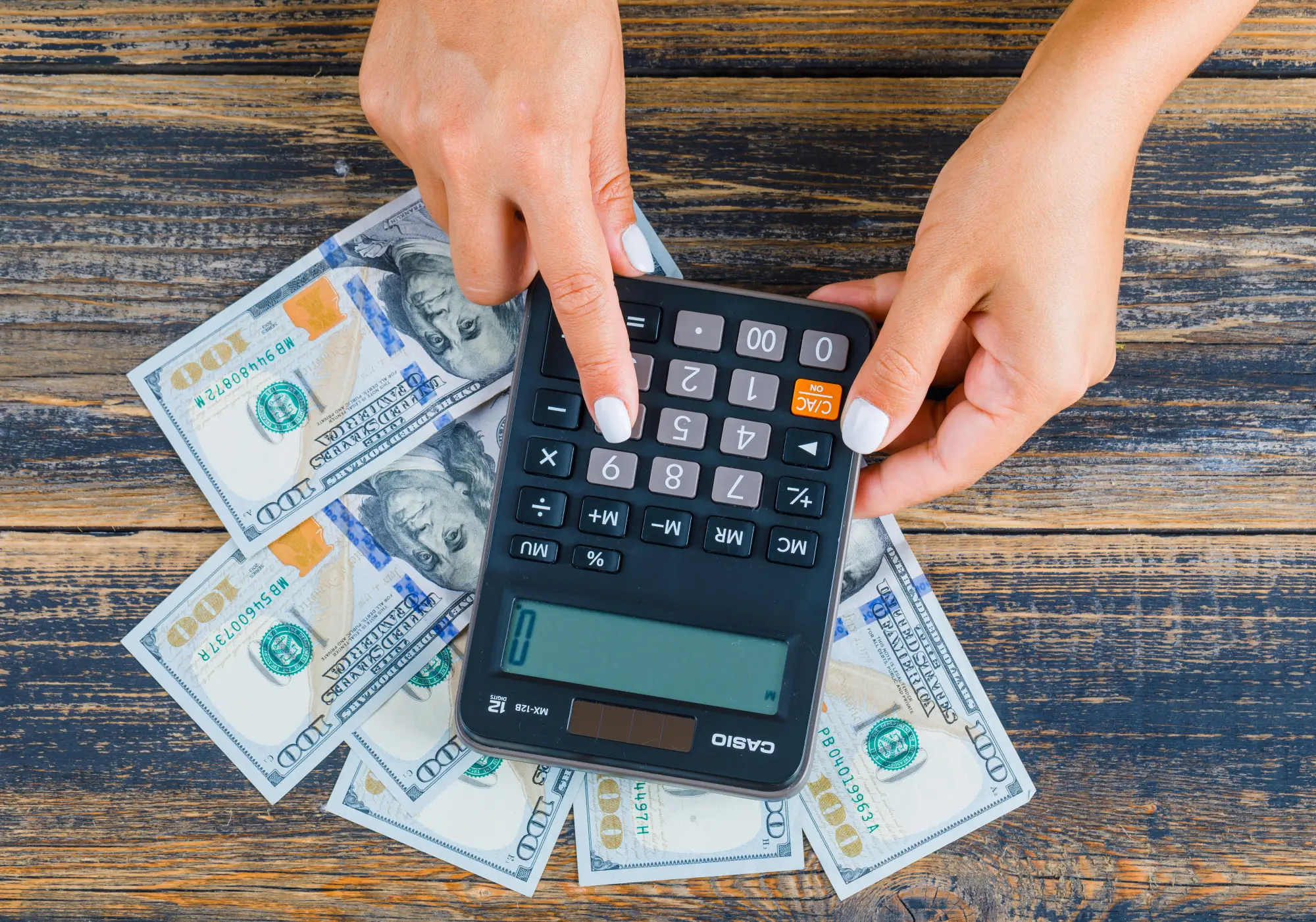 تمرکز صرف روی قیمت پنل پیامکی